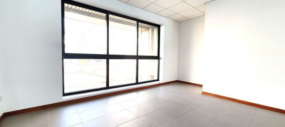  عقار تجاري في A Coruna, Spain 52متر مربع رقم 38475 14