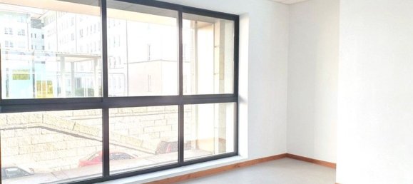  عقار تجاري في A Coruna, Spain 52متر مربع رقم 38475 7