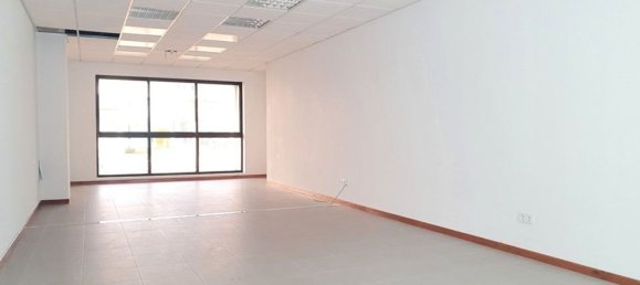  عقار تجاري في A Coruna, Spain 52متر مربع رقم 38475 5