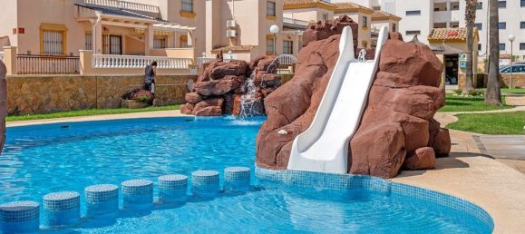 Bungalow de 3 dormitorios en Alicante, Spain No. 178169 28