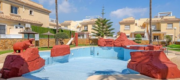 Bungalow de 3 dormitorios en Alicante, Spain No. 178169 23