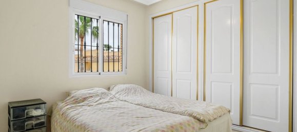 Bungalow de 3 dormitorios en Alicante, Spain No. 178169 9