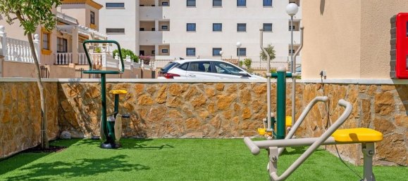 Bungalow de 3 dormitorios en Alicante, Spain No. 178169 29