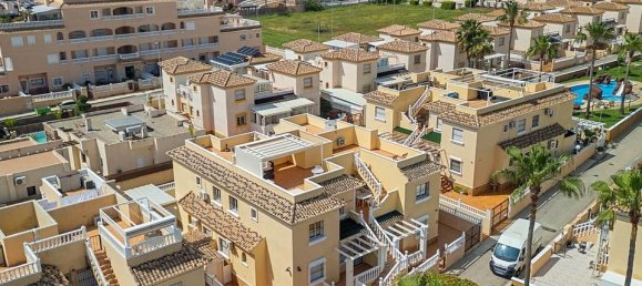 Bungalow de 3 dormitorios en Alicante, Spain No. 178169 32