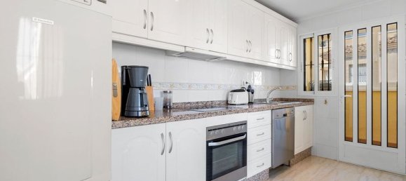 Bungalow de 3 dormitorios en Alicante, Spain No. 178169 8