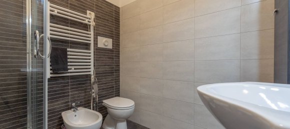 3 bedrooms Duplex in Milan, Italy No. 364922 12