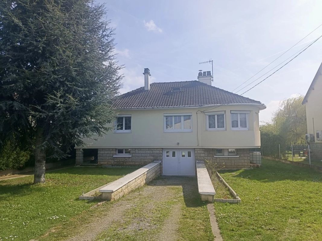 3 chambres Maison à Lizy-sur-Ourcq, France No. 180101