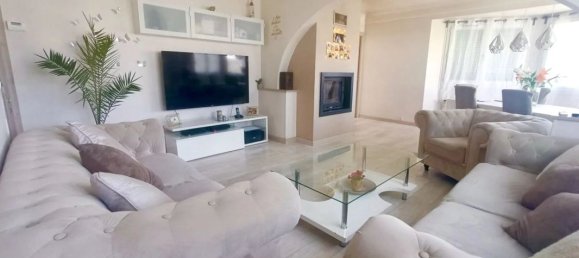 3 chambres Maison à Lizy-sur-Ourcq, France No. 180101 2