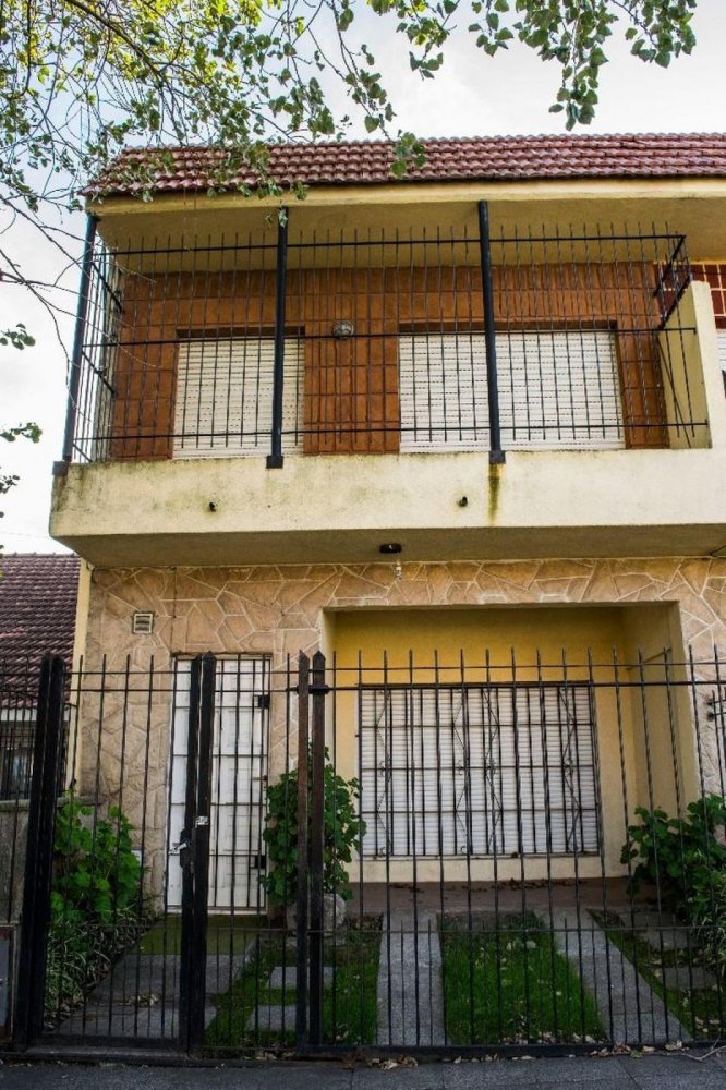 3 bedrooms Apartment in Mar del Plata, Argentina No. 89782