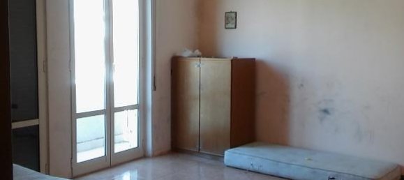 2 bedrooms Apartment in Reggio Calabria, Italy No. 253510 3