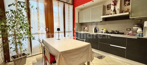 Apartamento de 2 dormitorios en Lissone, Italy No. 143102 2