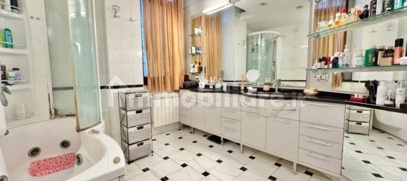 Apartamento de 2 dormitorios en Lissone, Italy No. 143102 25