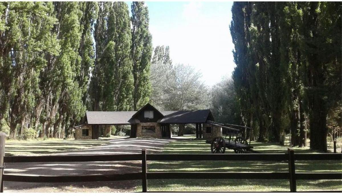  قطعة أرض في Neuquen, Argentina رقم 50102