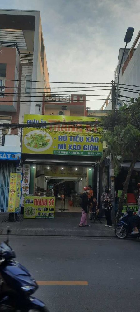 168m² Townhouse in District 7, Vietnam No. 19246