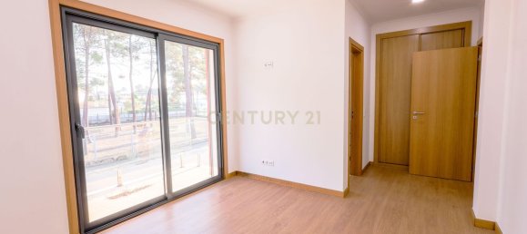 9 غرف نوم منزل في Corroios, Portugal رقم 122485 10