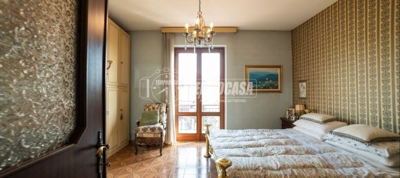 4 bedrooms Villa in Paruzzaro, Italy No. 362555 7