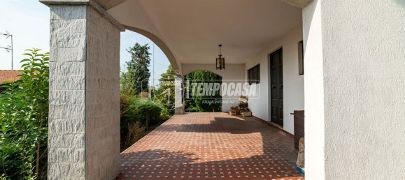 4 bedrooms Villa in Paruzzaro, Italy No. 362555 36