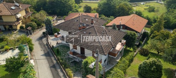4 bedrooms Villa in Paruzzaro, Italy No. 362555 5