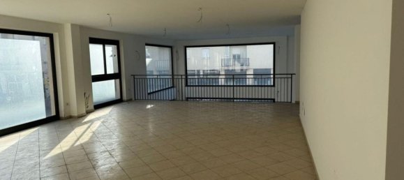  عقار تجاري في Caltanissetta, Italy 311متر مربع رقم 372033 10