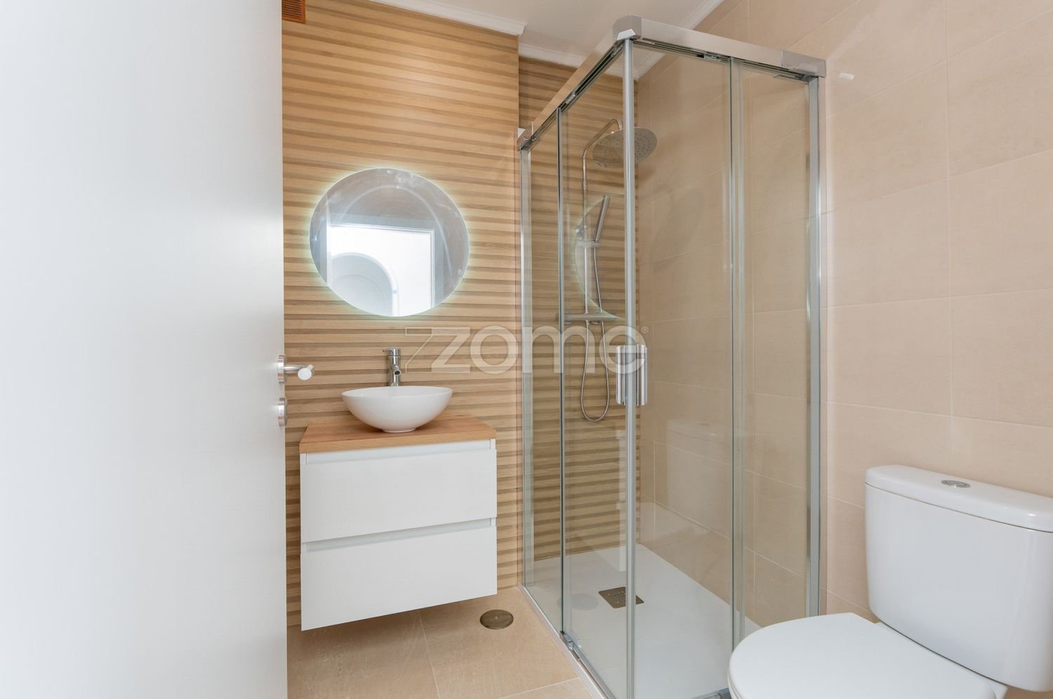 4 غرف نوم منزل في Porto Salvo, Portugal رقم 224933