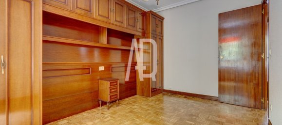 Apartamento de 3 dormitorios en Comunidad Autónoma Vasca, Spain No. 172584 18