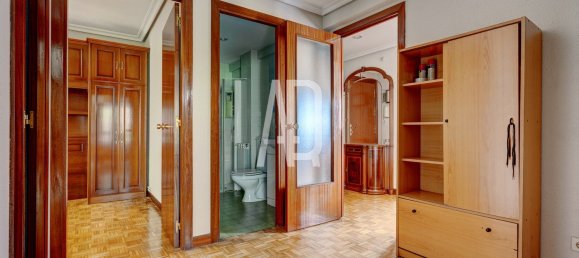 Apartamento de 3 dormitorios en Comunidad Autónoma Vasca, Spain No. 172584 21