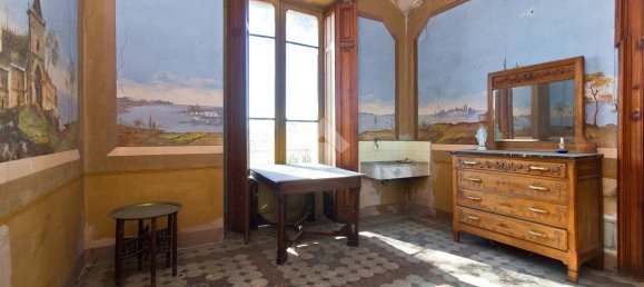 Вилла с 14 комнатами в Кастелламонте, Италия № 124259 46