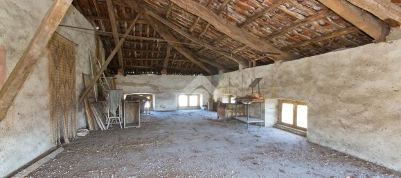 Вилла с 14 комнатами в Кастелламонте, Италия № 124259 25