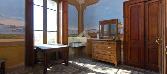 Вилла с 14 комнатами в Кастелламонте, Италия № 124259 37