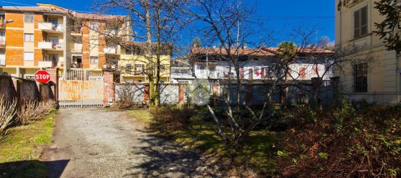 Вилла с 14 комнатами в Кастелламонте, Италия № 124259 23