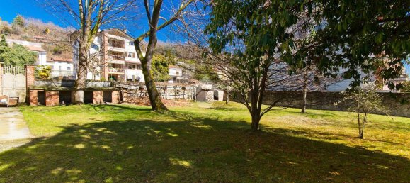 Вилла с 14 комнатами в Кастелламонте, Италия № 124259 12