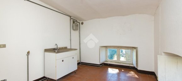 Вилла с 14 комнатами в Кастелламонте, Италия № 124259 3