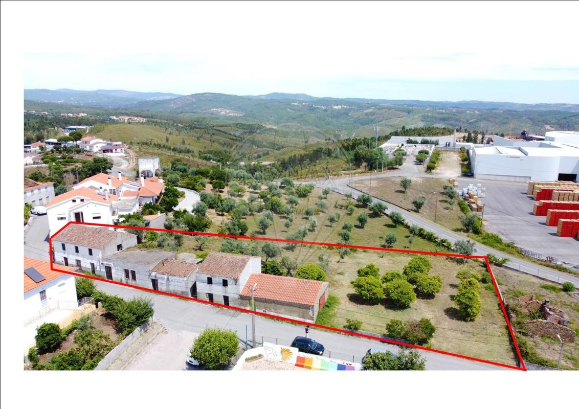 4 غرف نوم منزل في Serta, Portugal رقم 31299