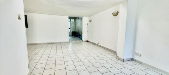 3 bedrooms House in Longueau, France No. 38635 18