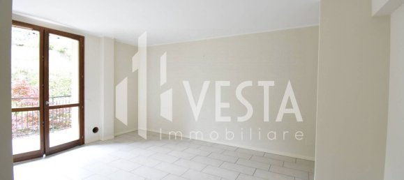 2 rooms Apartment in Merate, Italy No. 274087 3
