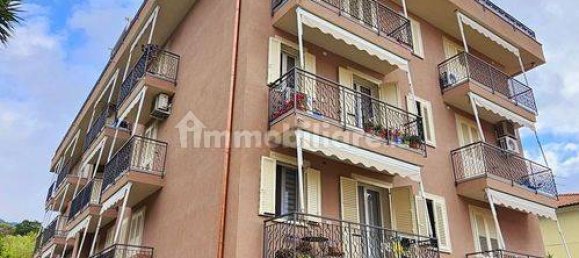 Квартира с 3 спальнями в Бойссано, Италия № 179993 16