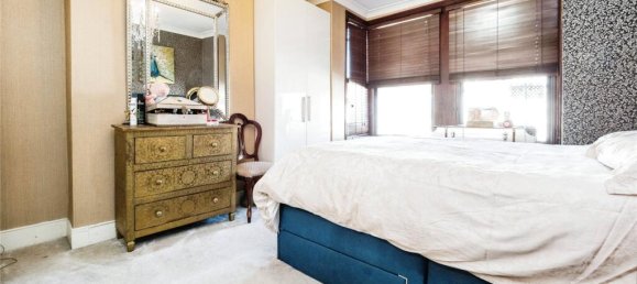 3 Schlafzimmer Haus in East Ham, United Kingdom, Nr. 11388 11