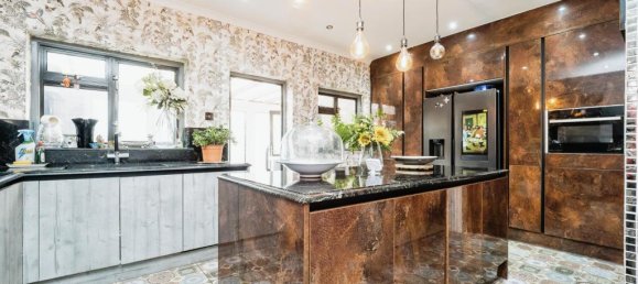 3 Schlafzimmer Haus in East Ham, United Kingdom, Nr. 11388 20