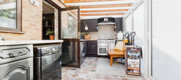 3 Schlafzimmer Haus in East Ham, United Kingdom, Nr. 11388 19