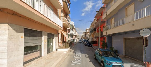 7 rooms Apartment in Pozzallo, Italy No. 48332 2