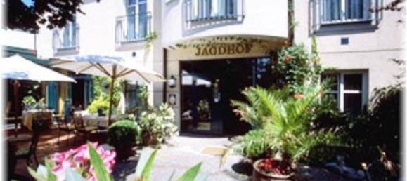 Отель, гостиница 1105м² в Гунтрамсдорф, Австрия № 232841 2