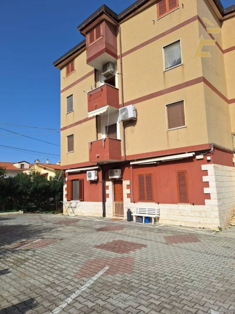 2 غرف نوم شقة في Ricadi, Italy رقم 273885