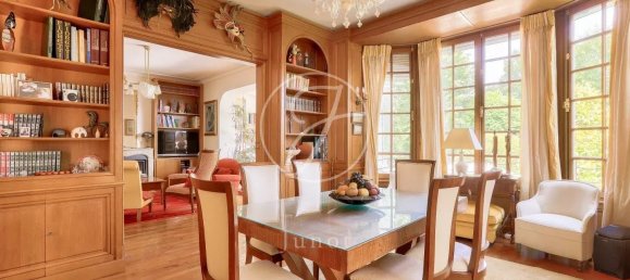 4 bedrooms House in Saint-Cloud, France No. 322961 6