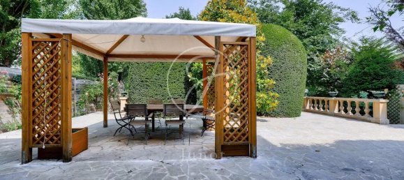 4 bedrooms House in Saint-Cloud, France No. 322961 3