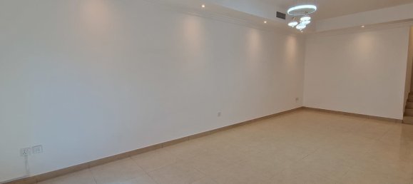 Adosado de 3 dormitorios en Jumeirah Village Circle, UAE No. 120733 3