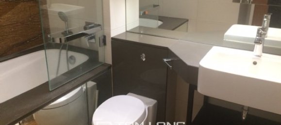 3 bedrooms Apartment in Cau Giay, Vietnam No. 2156 10