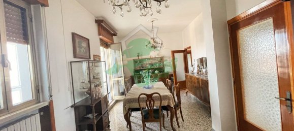 4-salle Penthouse à Foggia, Italy No. 202453 4