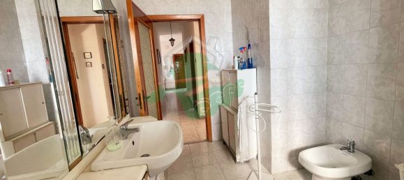 4-salle Penthouse à Foggia, Italy No. 202453 14