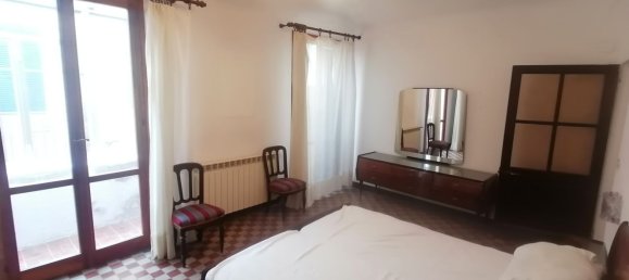 7 rooms Apartment in Spotorno, Italy No. 116547 4