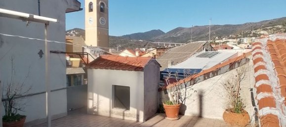 7 rooms Apartment in Spotorno, Italy No. 116547 35